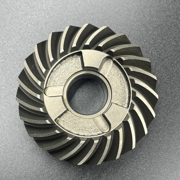 Шестерня заднего хода Suzuki DT40 (57521-94400) (Omax)