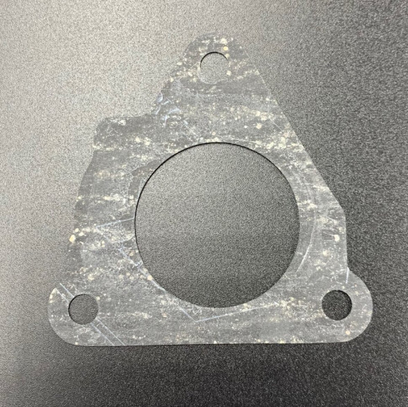 Прокладка выхлопа Yamaha F25-50 (Yamaha) (RAC)