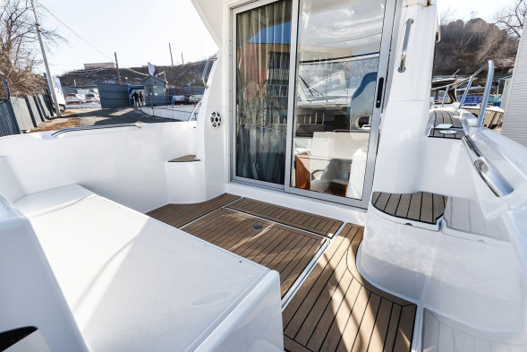 Катер HAMMERTONE 25 HT с мотором Suzuki DF200TX