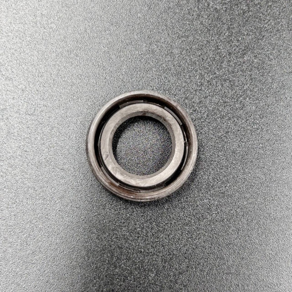 Сальник 15х25х6 (Premarine)