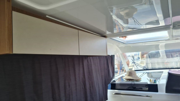 Катер Beneteau Antares 11 с Suzuki 2хDF300BTXX