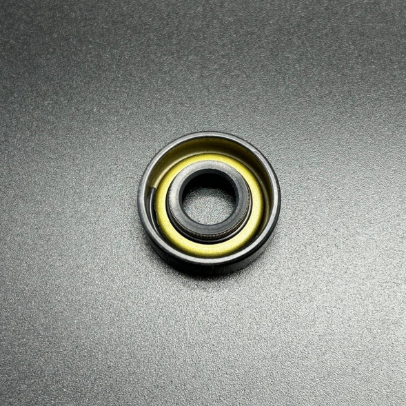 Манжета резинометаллическая SEAL (Quicksilver)