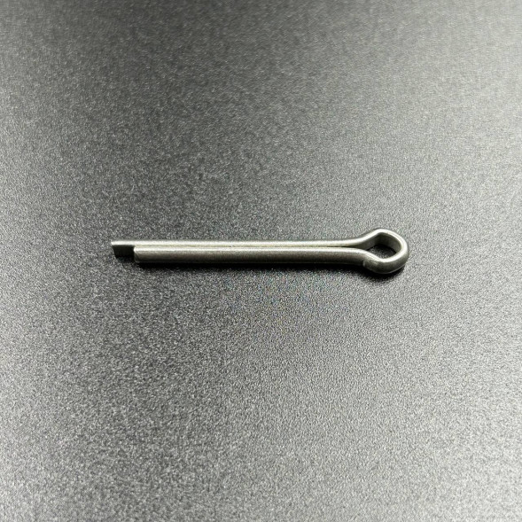 Шплинт фиксации гайки гребного винта Suzuki DF4-300;DT4-225 (Omax)