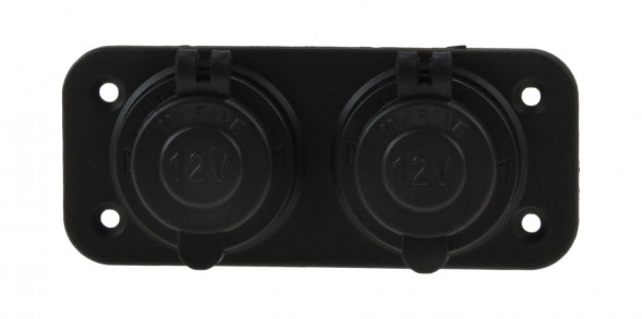 Панель с двумя разъёмами прикуривателя