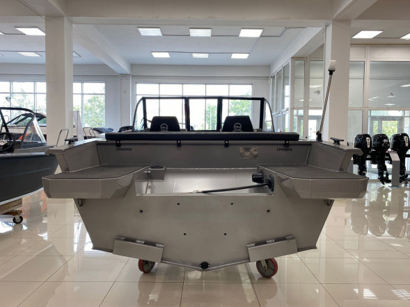 Моторная лодка, ТРИЕРА 460 FISH c Suzuki DF50ATL