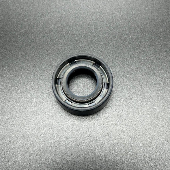 Манжета резинометаллическая SEAL 16130 (Quicksilver)