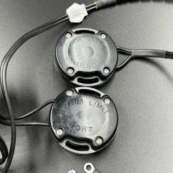 Датчики трима, комплект Mercruiser Alpha One/Bravo I/II/III (Quicksilver) OEM: 88678A4; 805320A1; 805320A03