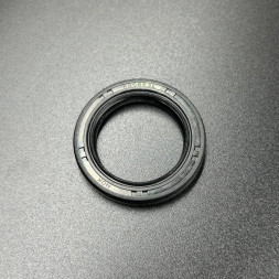 Сальник Yamaha (93109-24001) (24.5x35x5) (Yamaha)