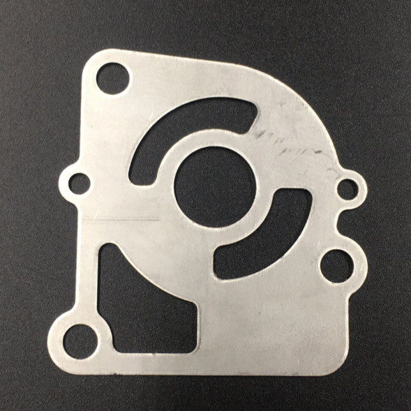 Пластина помпы охлаждения Tohatsu 9.9-18/Mercury 9.9-18 (803753) (Sinera)