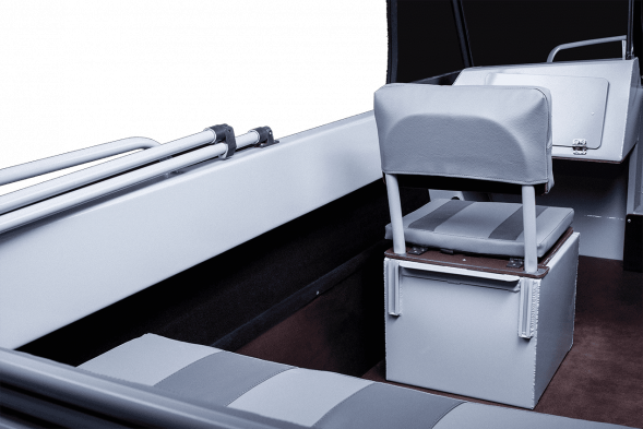 Моторная лодка, Тактика 490 DC