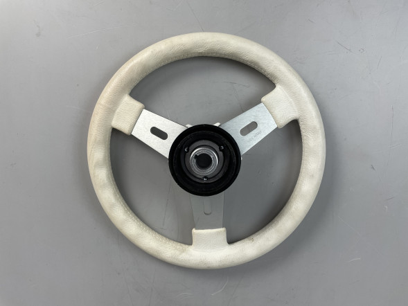 Рулевое колесо ELBA обод белый, спицы серебрянные д.320 мм, уценённое