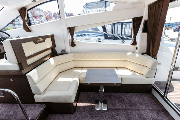 Катер Galeon 390 HTC