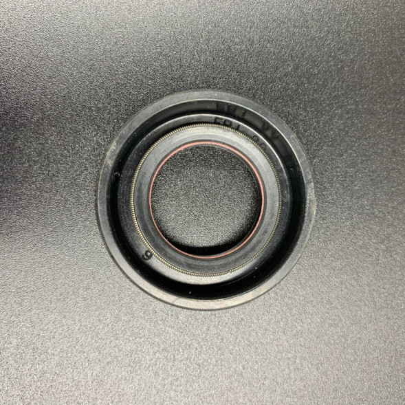 Сальник Yamaha (93101-20M28; 93101-20M29) (20x36x7) (Omax)