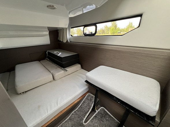 Катер Merry Fisher 895 S2 с моторами 2х225