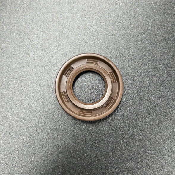 Сальник Yamaha (93101-16001) (16x30x6) (YUELANG)