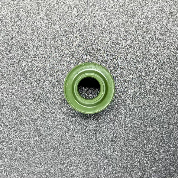 Маслосъемный колпачок Honda BF15-30 (Впуск/Выпуск) (Honda)