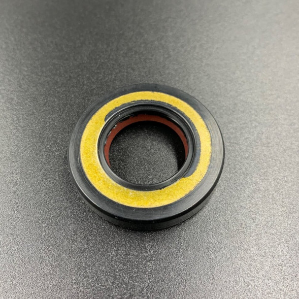 Сальник Yamaha (93101-20M34) (20x36x7) (Omax)