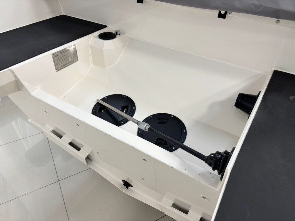 Моторная лодка, Триера 460 FISH_new, белый с Suzuki DF50ATL