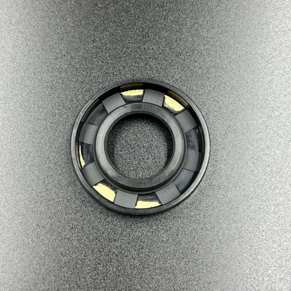 Сальник Tohatsu (3B2-00051-0) (24x47x7) (KACAWA)