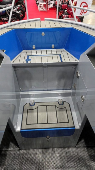 Моторная лодка SMARTLINER R1