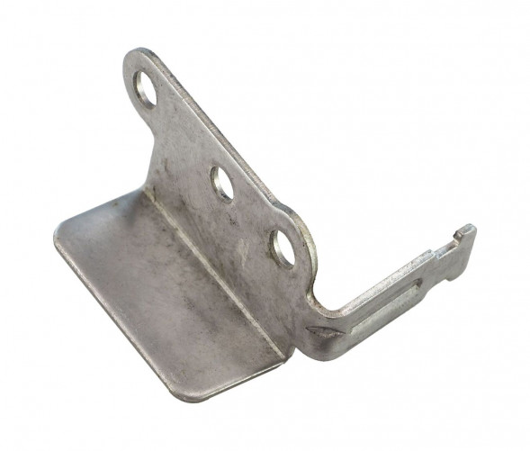 Кронштейн кнопки нейтрали Suzuki DF8A/9.9A