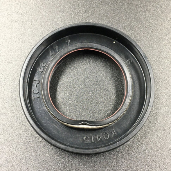 Сальник Yamaha (93102-28135; 93101-28M19) (28x47x7) (Omax)