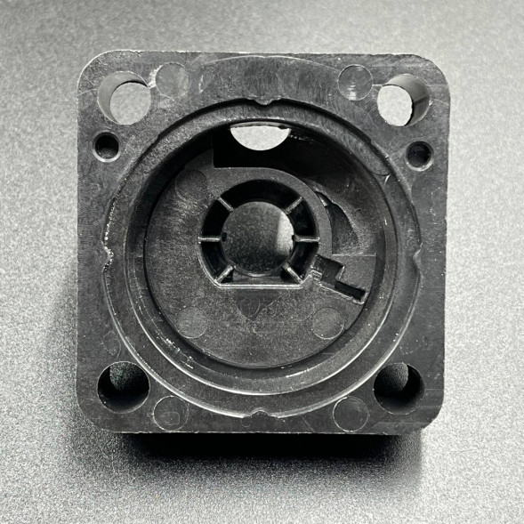 Корпус помпы охлаждения Yamaha 9.9-15, F6-15 (15F-06.02.01) (YUELANG)(пустой)