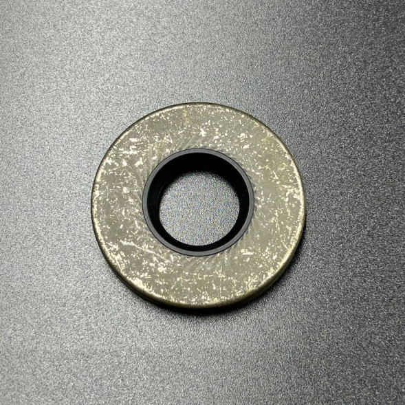Манжета резинометаллическая (сальник) Mercury 40/50/60 EFI (4 CYLINDER) 4-STROKE (814669) (Quicksilver)
