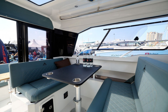 Катер AVANRAID A850 ADVENTURE с Suzuki DF300APX