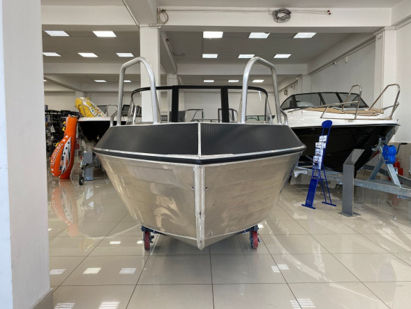 Моторная лодка, Тактика 460 DC с Marine Rocket MR40FFEL-T