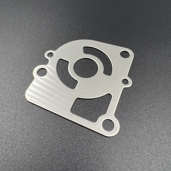 Пластина помпы охлаждения Tohatsu 9.9-18 (KACAWA)