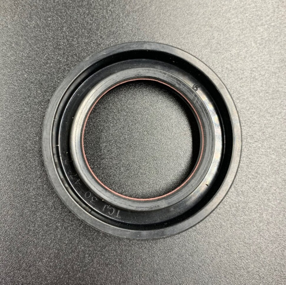 Сальник Yamaha (93102-30M05) (30x47x7) (Omax)