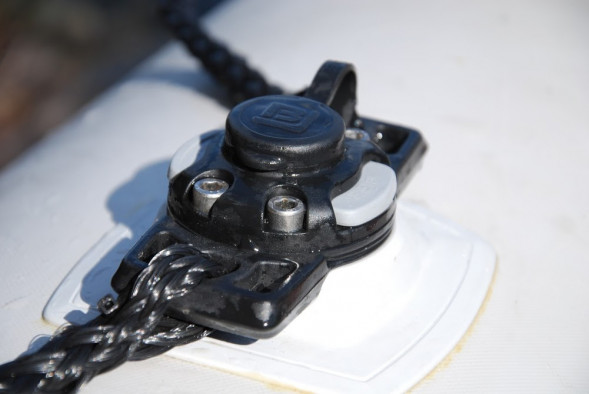 Держатель фала (пара) Hr227