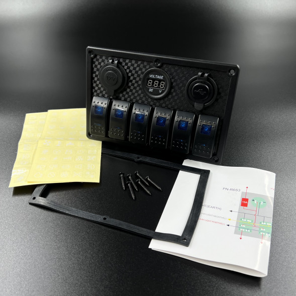 Панель управления (6 тумблеров вкл/выкл, 2 USB, розетка 12V, вольтметр) (PREMARINE)